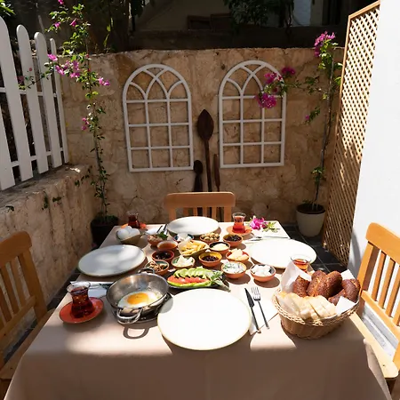 Holy Hotell Kaş