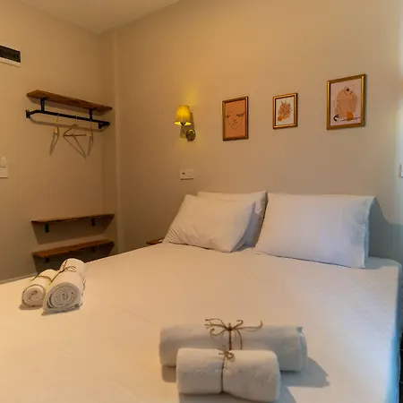 Holy Hotell 2*